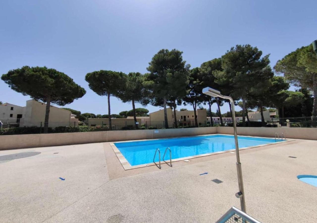 Appartement Cap D'Agde 2 Pieces Et Mezzanine Екстер'єр фото
