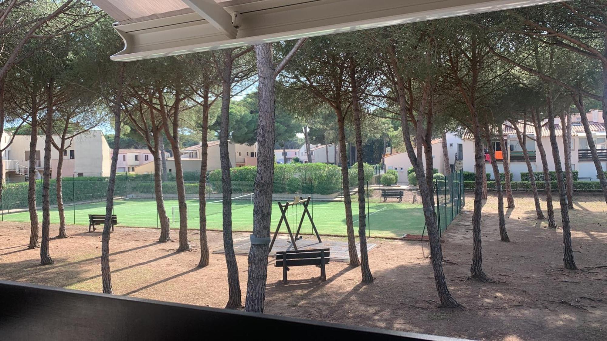 Appartement Cap D'Agde 2 Pieces Et Mezzanine Екстер'єр фото